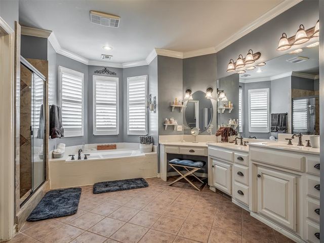 1804 Duckhawk Court, Edmond, OK 73003