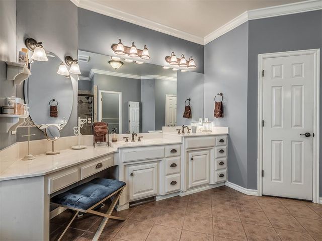 1804 Duckhawk Court, Edmond, OK 73003