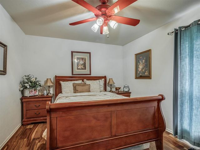 1804 Duckhawk Court, Edmond, OK 73003