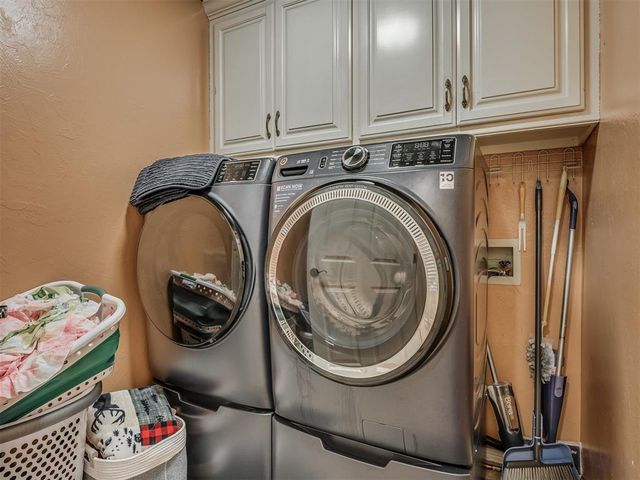 1804 Duckhawk Court, Edmond, OK 73003