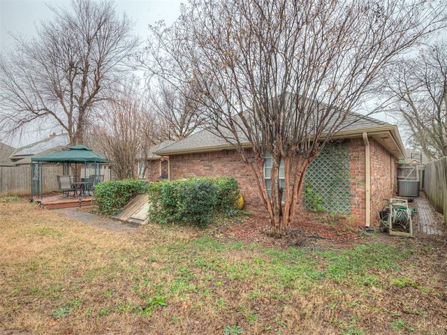 1804 Duckhawk Court, Edmond, OK 73003