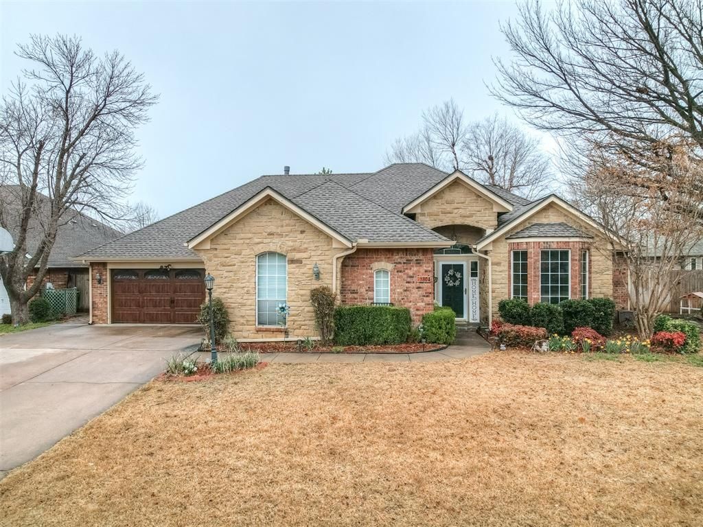 1804 Duckhawk Court, Edmond, OK 73003