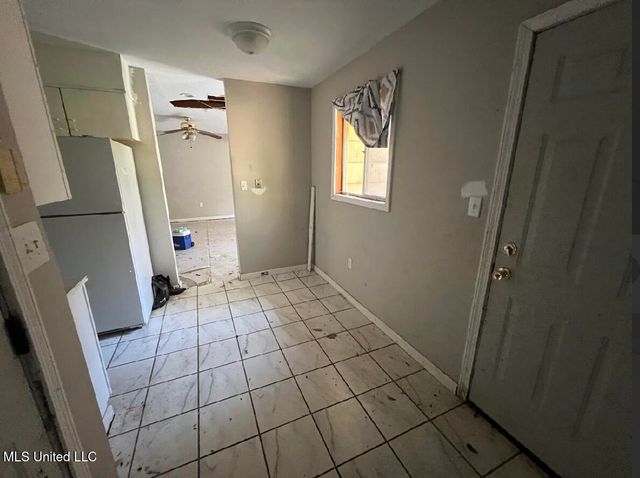 1109 Wooddell Drive, Jackson, MS 39212