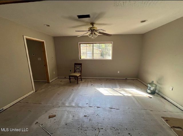 1109 Wooddell Drive, Jackson, MS 39212