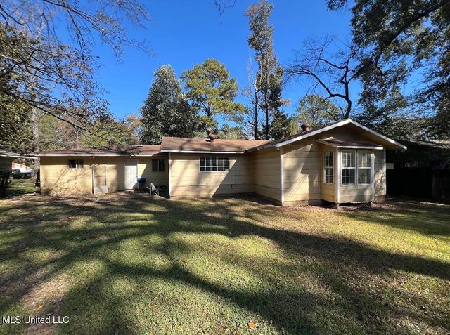 1109 Wooddell Drive, Jackson, MS 39212