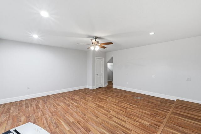 2674 BRADLEY LN, Round Rock, TX 78664