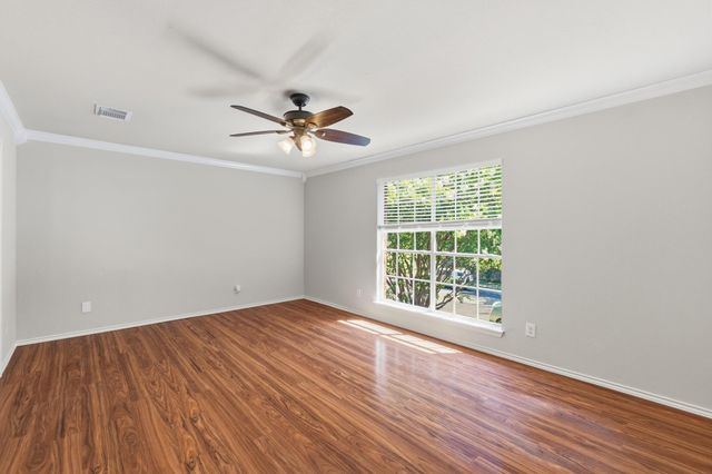 2674 BRADLEY LN, Round Rock, TX 78664