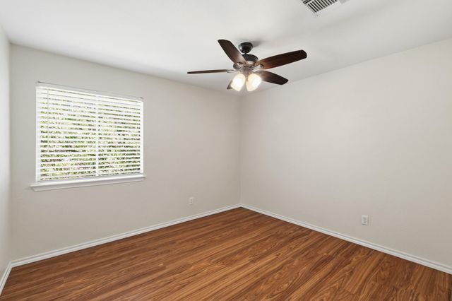 2674 BRADLEY LN, Round Rock, TX 78664
