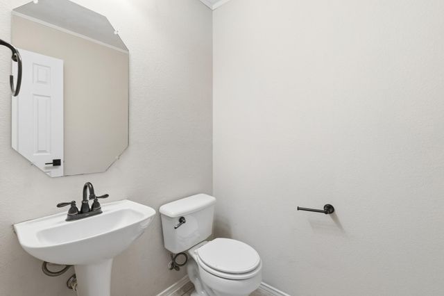 2674 BRADLEY LN, Round Rock, TX 78664