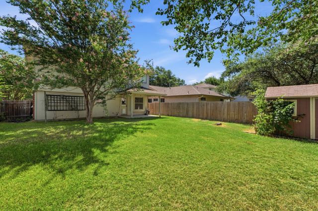2674 BRADLEY LN, Round Rock, TX 78664