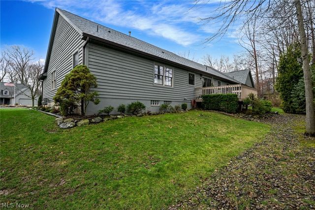 9083 Woodcrest Drive, Brecksville, OH 44141