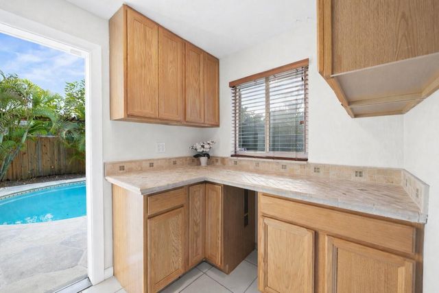 2152 NE 62nd Street, Fort Lauderdale, FL 33308