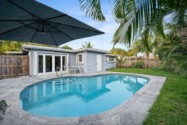 2152 NE 62nd Street, Fort Lauderdale, FL 33308