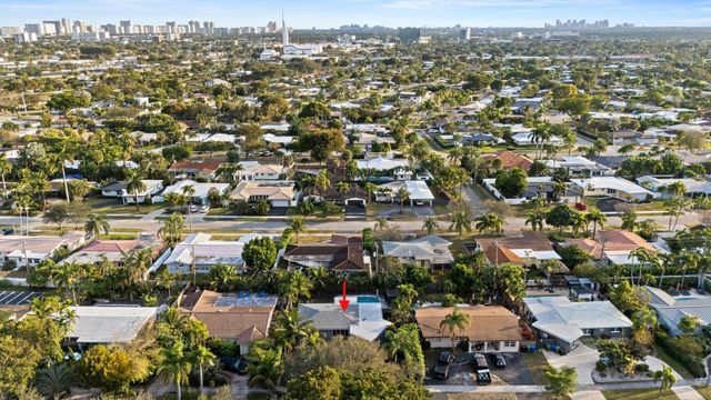 2152 NE 62nd Street, Fort Lauderdale, FL 33308