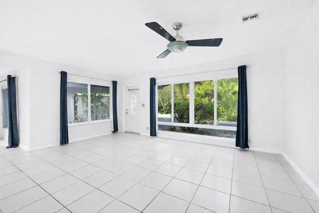 2152 NE 62nd Street, Fort Lauderdale, FL 33308