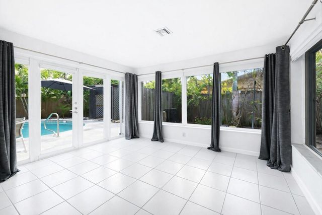 2152 NE 62nd Street, Fort Lauderdale, FL 33308