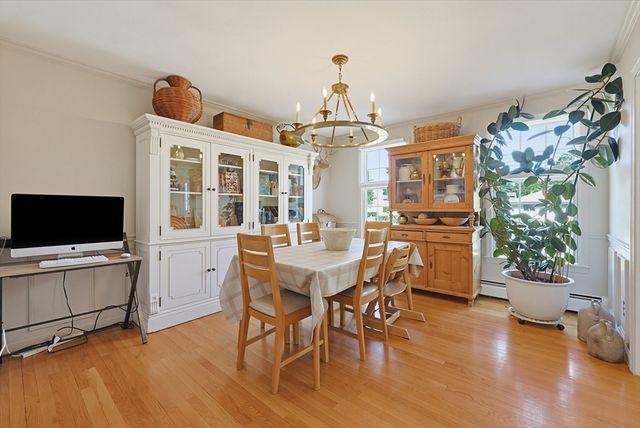 50 Meadowlark Dr, Seekonk, MA 02771