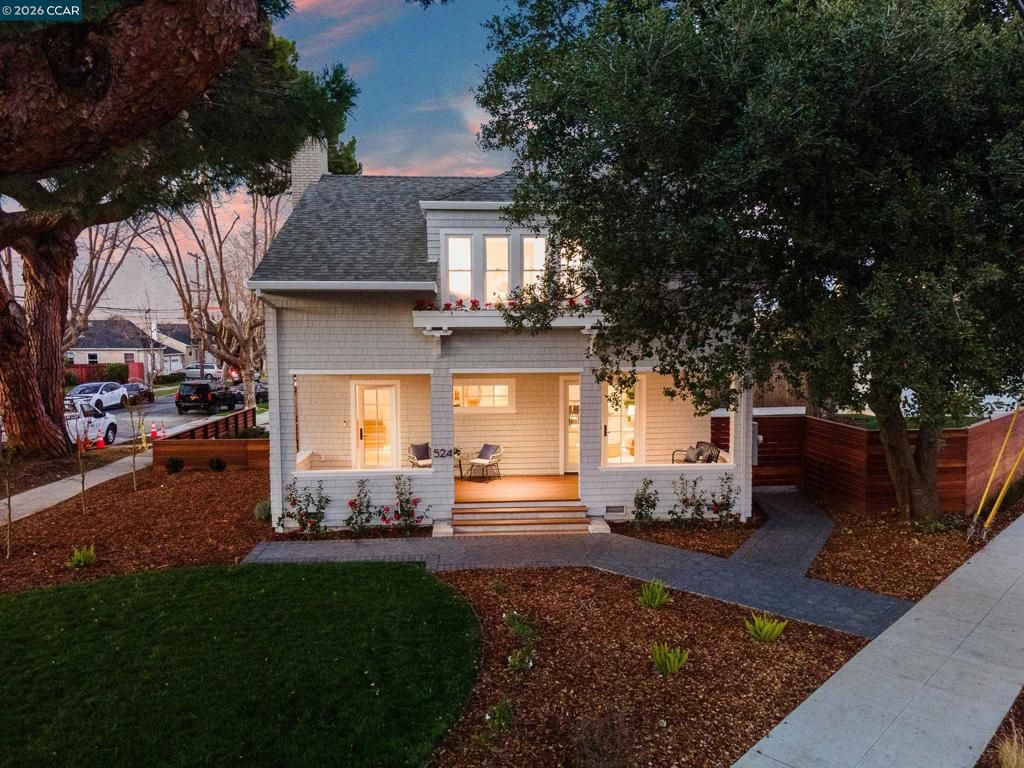 Image 37 of property listing at 524 Oak Grove Ave., Burlingame, CA 94010