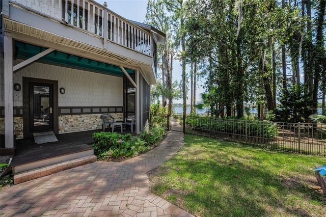 8602 BONNIE COVE LANE, Odessa, FL 33556