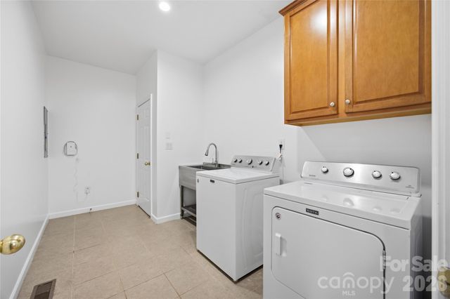 16308 Hallaton Drive, Huntersville, NC 28078