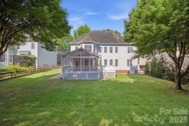 16308 Hallaton Drive, Huntersville, NC 28078