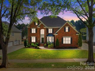 16308 Hallaton Drive, Huntersville, NC 28078