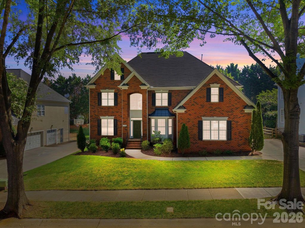 16308 Hallaton Drive, Huntersville, NC 28078