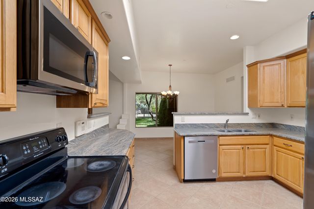 4641 E Rail N Road, Tucson, AZ 85739