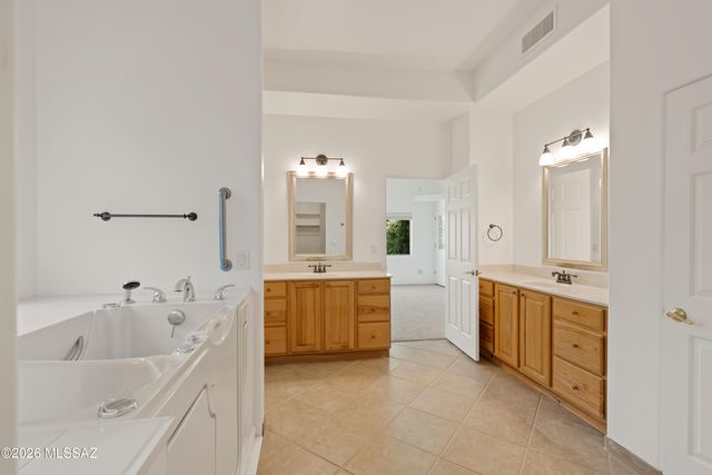 4641 E Rail N Road, Tucson, AZ 85739