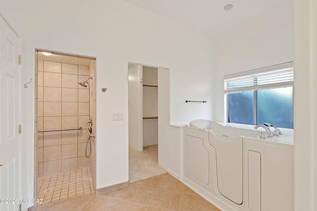4641 E Rail N Road, Tucson, AZ 85739