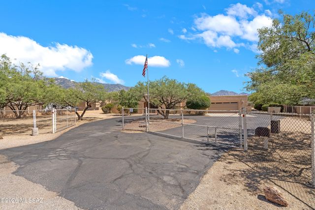 4641 E Rail N Road, Tucson, AZ 85739