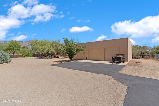 4641 E Rail N Road, Tucson, AZ 85739