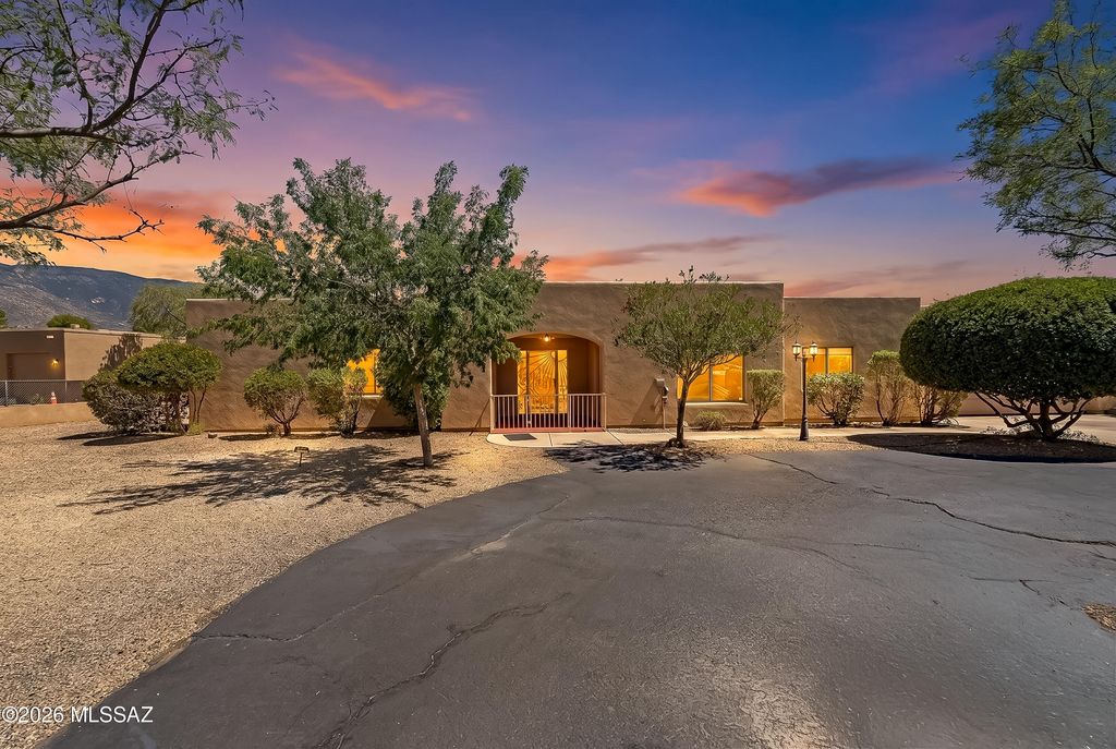 4641 E Rail N Road, Tucson, AZ 85739