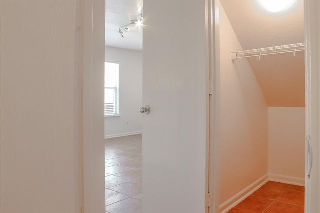 14123 Autumn Ridge Trail Drive, Houston, TX 77048