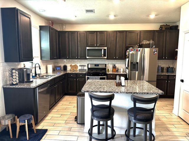 5027 Hickory Deer Lane, Richmond, TX 77406