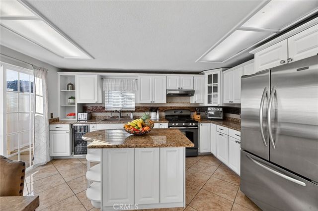 32869 Wildomar Trail, Wildomar, CA 92595