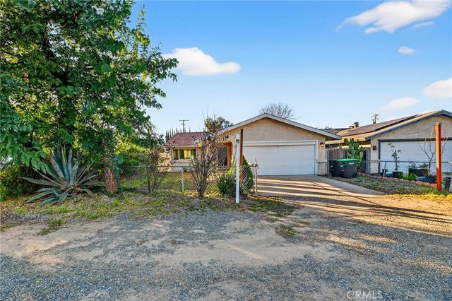 32869 Wildomar Trail, Wildomar, CA 92595