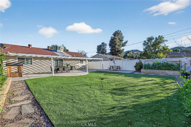 32869 Wildomar Trail, Wildomar, CA 92595