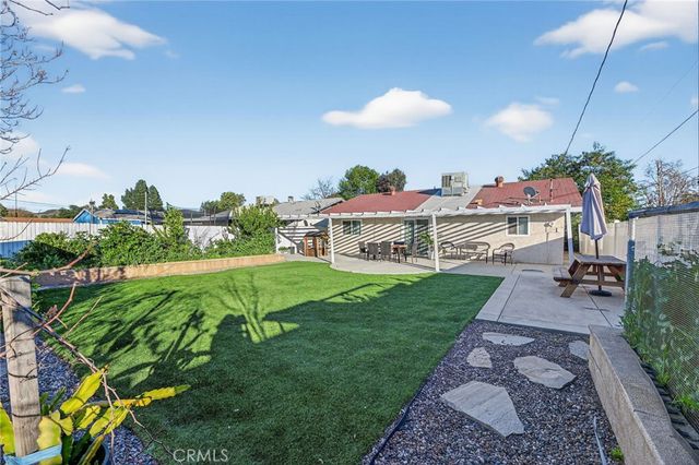 32869 Wildomar Trail, Wildomar, CA 92595
