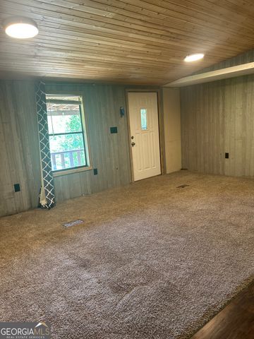 38 Karate Lane, Tiger, GA 30576