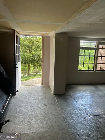 38 Karate Lane, Tiger, GA 30576