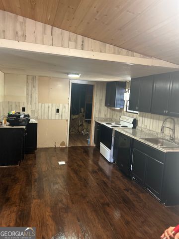 38 Karate Lane, Tiger, GA 30576