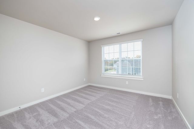 2166 Nectar Ln, Columbia, TN 38401