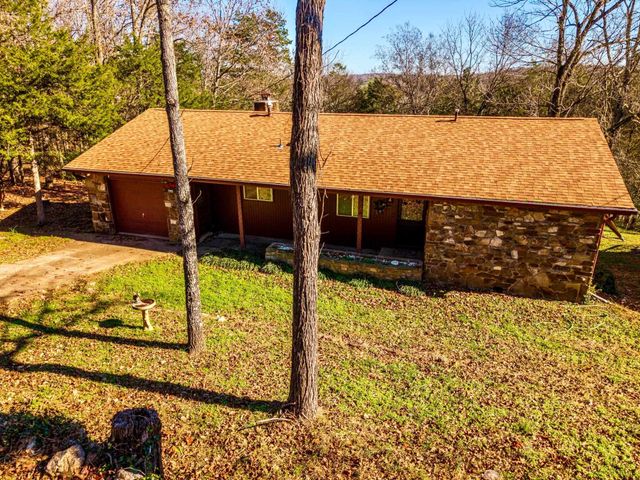 4 Otter Drive, Cherokee Village, AR 72529