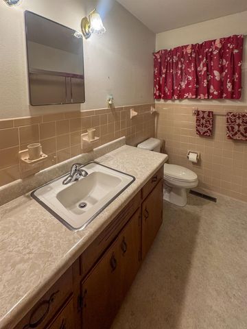 4 Otter Drive, Cherokee Village, AR 72529