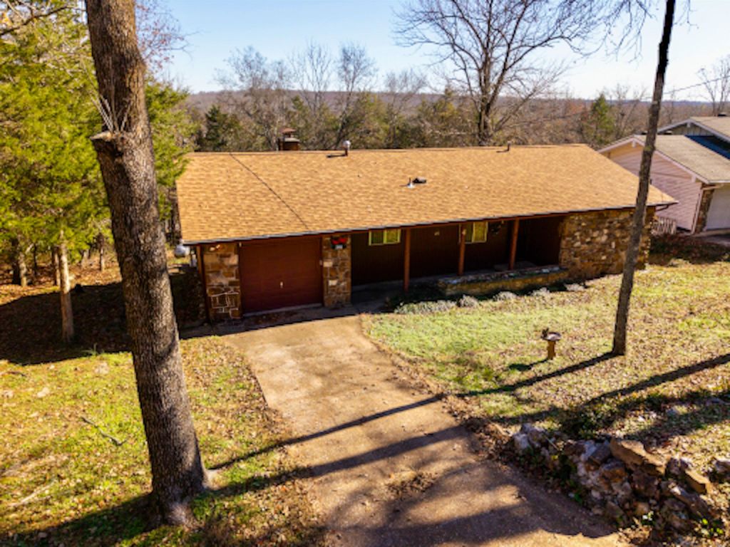 4 Otter Drive, Cherokee Village, AR 72529