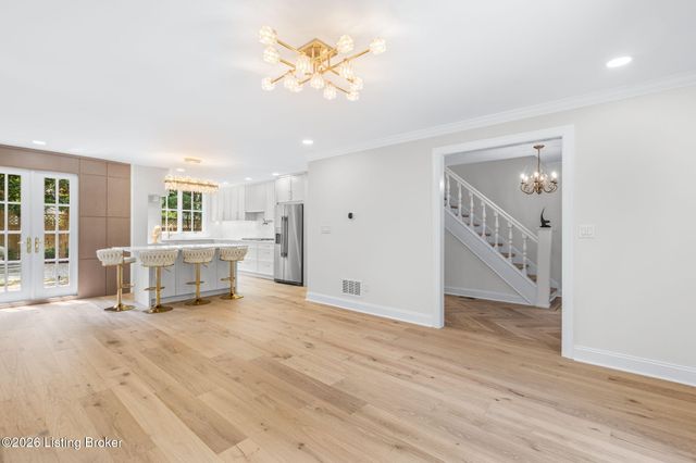 801 Greenwillow Way, Louisville, KY 40223