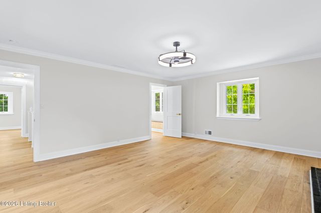 801 Greenwillow Way, Louisville, KY 40223