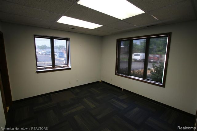 9450 S Main Street, Plymouth, MI 48170