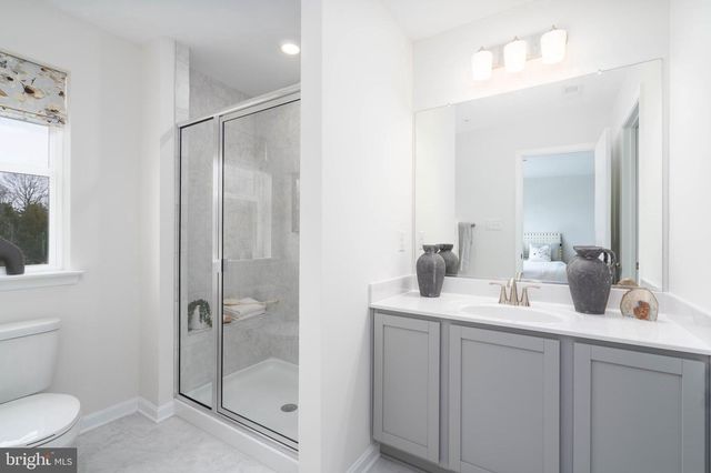 34 WHITAKER CT, Millville, NJ 08332